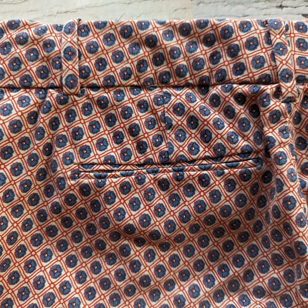 J. Crew Cafe Capri's Size 6 - Red, Cream and Blue Floral Print - Picture 8 of 12
